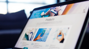 Read more about the article Free website pros and cons